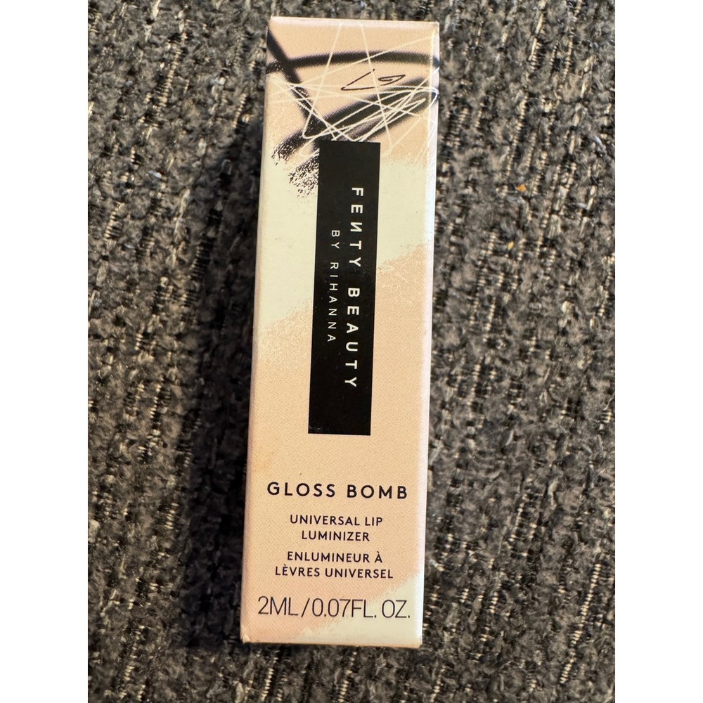 Fenty Beauty Gloss Bomb Universal Lip Luminizer Fenty Glow‎ 01